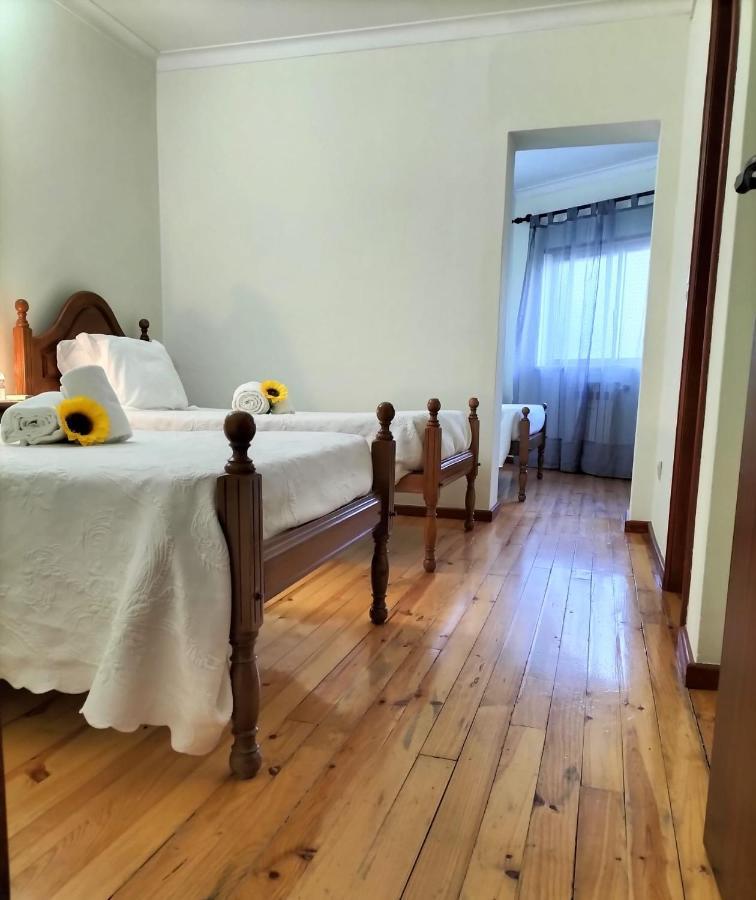 Anoitecer Itinerante Al - Antiga Residencial O Garfo Bed & Breakfast Ponte de Lima Bagian luar foto